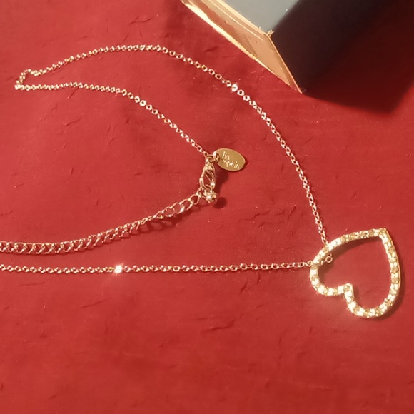 Lia Sophia floating heart necklace with crystal heart silver tone chain. NWT - Picture 2 of 5